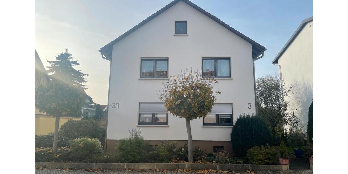 Etagenwohnung Hemsbach - 3 Zimmer, 80 m&sup2;, 1.200&euro; | Angebot:25162244