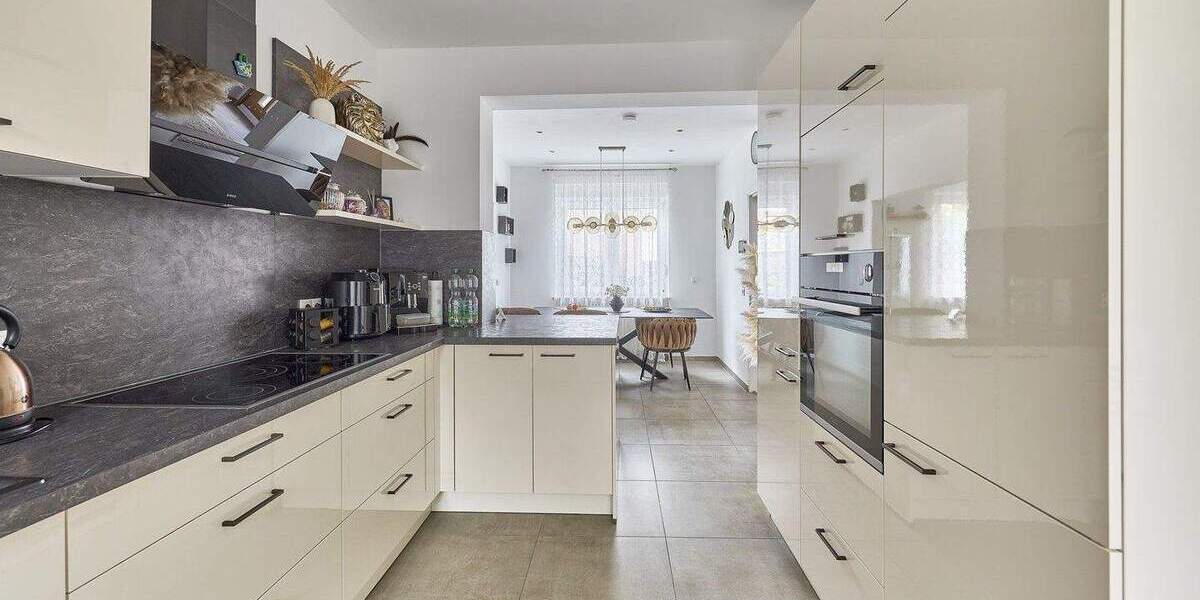 Einfamilienhaus Ludwigshafen Friesenheim/Nord - 5 Zimmer, 132 m&sup2;, 560.000&euro; | Angebot:24762536