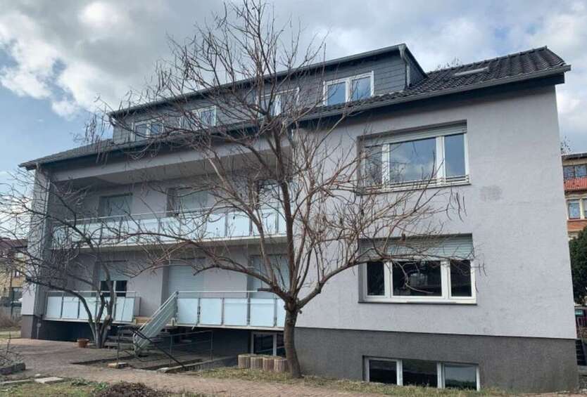 Haus zum Kaufen in Mundenheim 1.250.000 € 456 m²