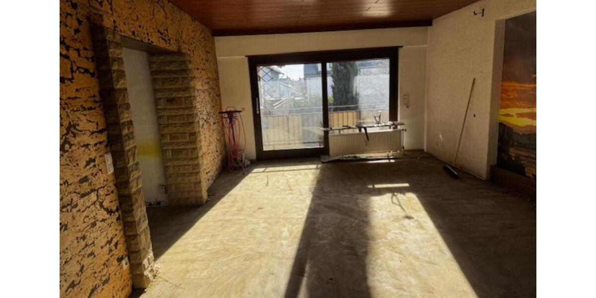 Maisonettenwohnung Eppelheim - 6 Zimmer, 204 m&sup2;, 2.400&euro; | Angebot:24476813