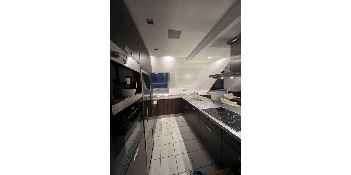 Etagenwohnung Mannheim Quadrate - 2 Zimmer, 92 m&sup2;, 1.500&euro; | Angebot:26891907