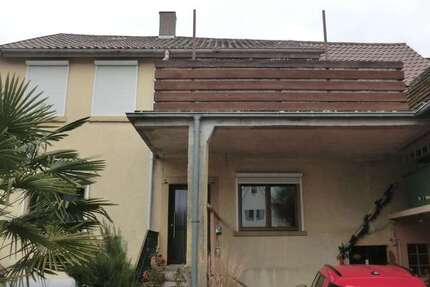 Haus zum Kaufen in Ubstadt-Weiher 219.000 € 133 m² 4 zimmer