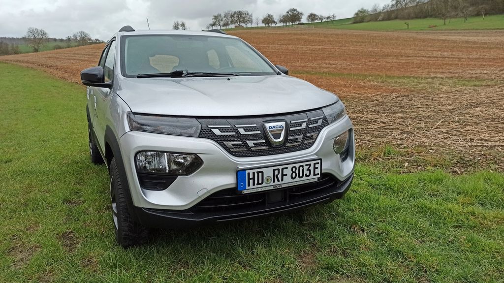 Dacia Spring 43.000 km 8.800 &euro; Helmstadt 74921