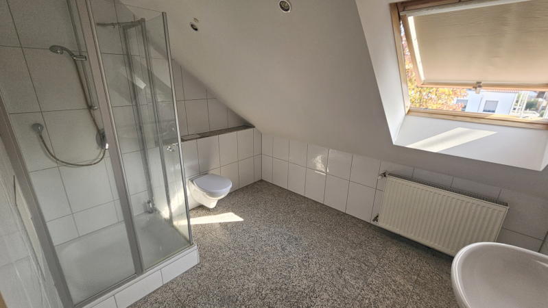 ObjNr:19759 - Attraktives Wohnen im gepflegten EFH mit Garten, Terrasse, Balkon und Garage in LU-Maudach - Einfamilienhaus Ludwigshafen am Rhein Mundenheim | Angebot:23602603