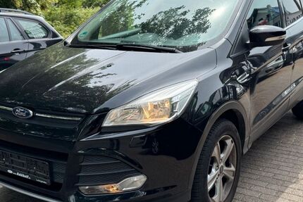 Ford Kuga 81.220 km 4.999 &euro; LUDWIGSHAFEN AM RHEIN 67071