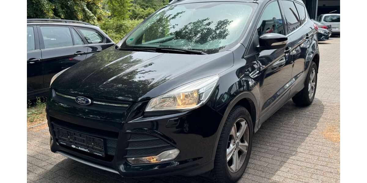 Ford Kuga 81.220 km 4.999 &euro; LUDWIGSHAFEN AM RHEIN 67071