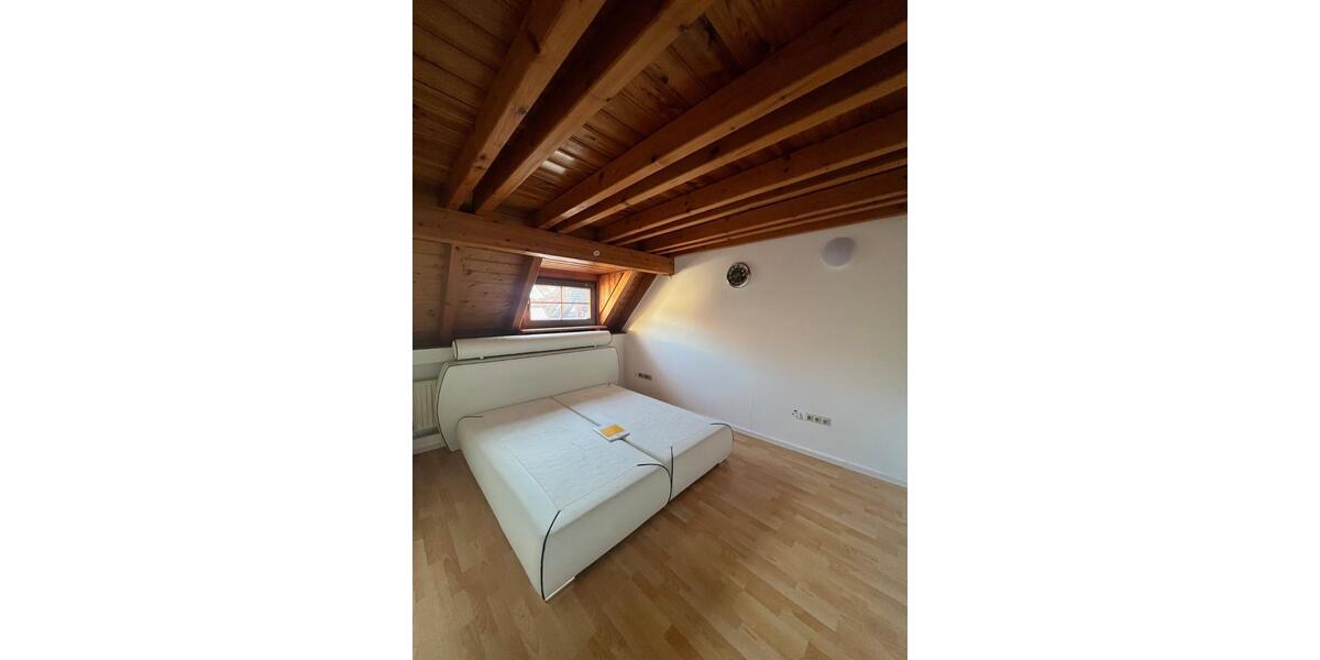 Einfamilienhaus Eberbach - 7 Zimmer, 130 m&sup2;, 1.300&euro; | Angebot:24648278