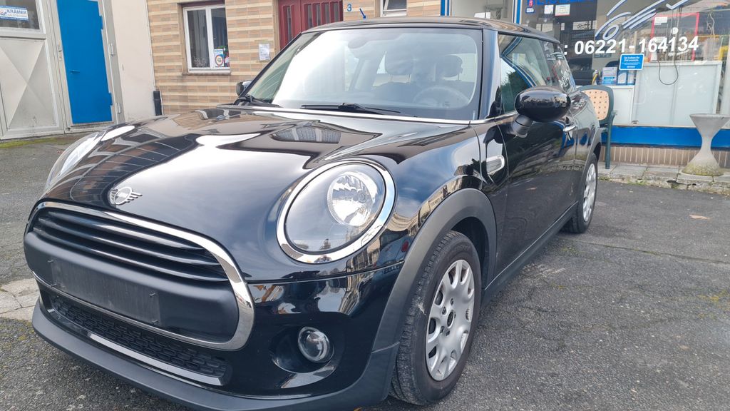 Mini One First 74.000 km 10.900 &euro; Heidelberg 69115