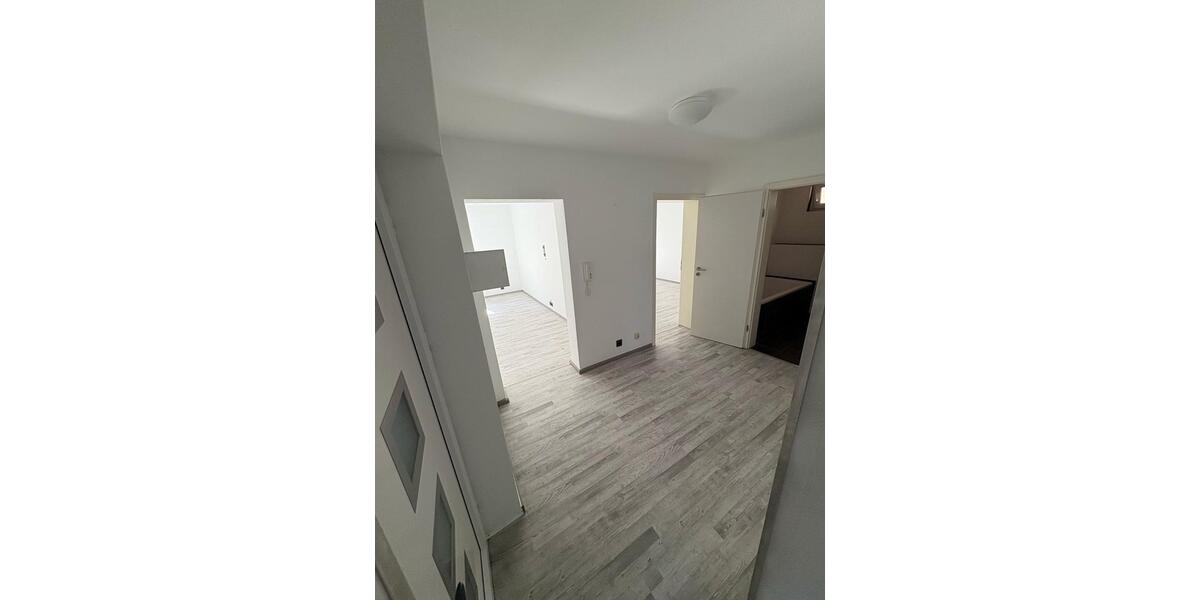 Erdgeschoßwohnung Lampertheim - 3 Zimmer, 75 m&sup2;, 1.200&euro; | Angebot:26616431