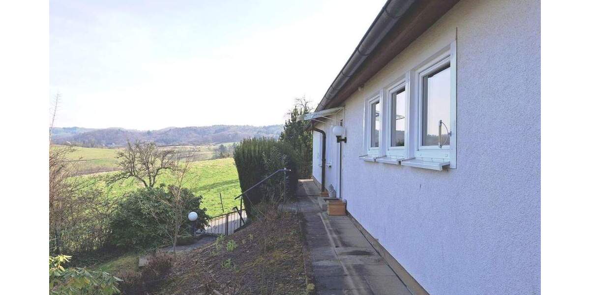Bungalow Weinheim Oberflockenbach - 6 Zimmer, 160 m&sup2;, 749.000&euro; | Angebot:26863456