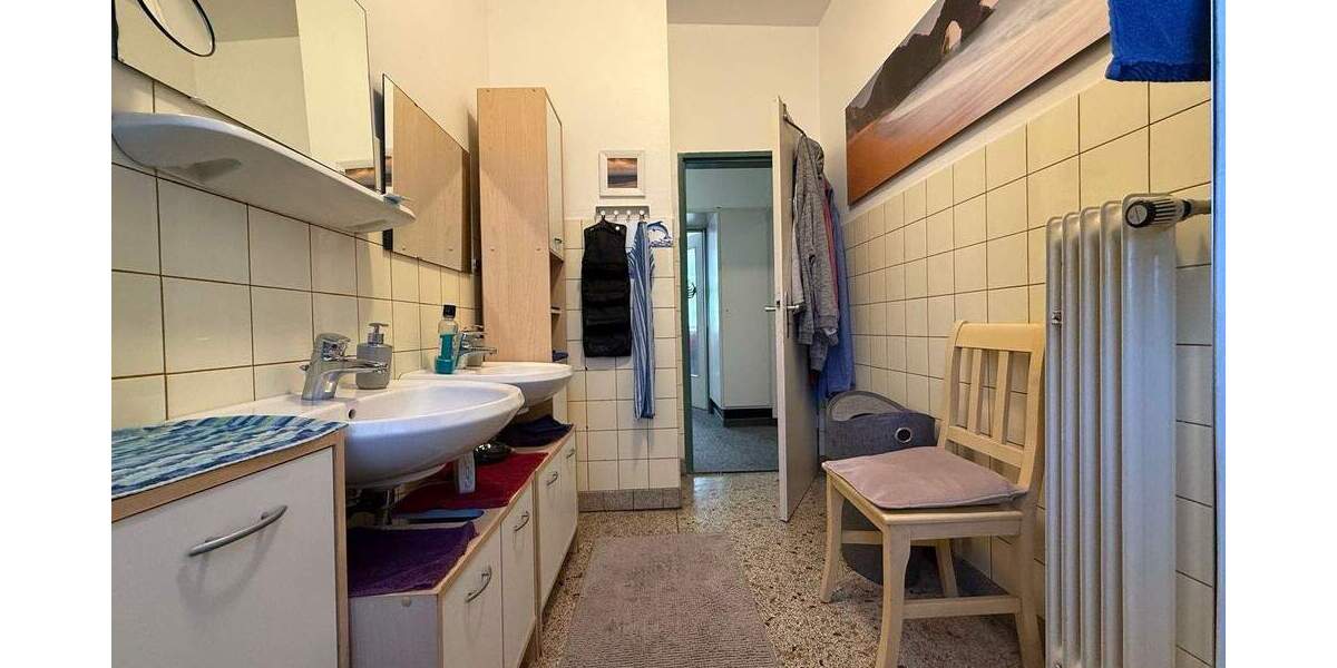Etagenwohnung Mannheim Neckarau - 5 Zimmer, 177 m&sup2;, 295.000&euro; | Angebot:25525206
