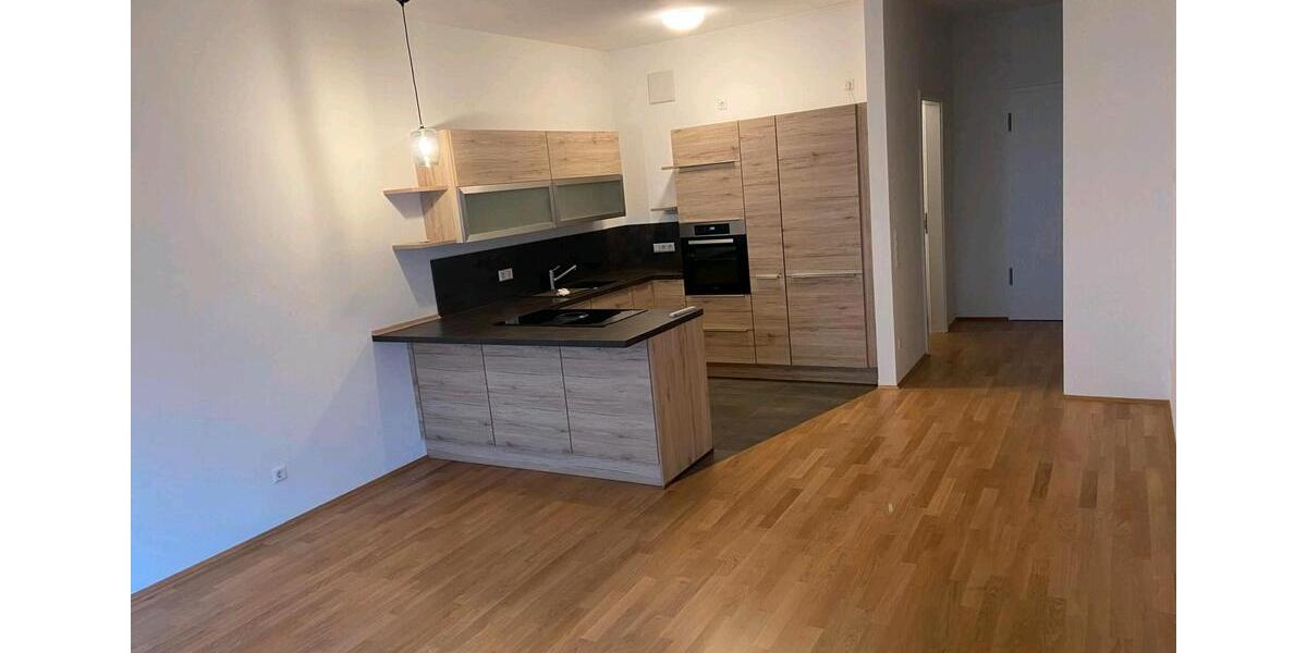 Erdgeschoßwohnung Sinsheim - 3 Zimmer, 95 m&sup2;, 1.550&euro; | Angebot:25382972