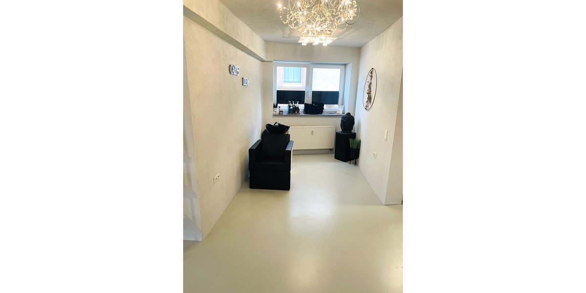 ~~ MODERNE GEWERBEFLÄCHE IN TOP LAGE MIT BUSVERBINDUNG VOR DER TÜR ~~ 2 zimmer