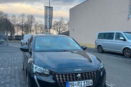 Peugeot 208 55.000 km 10.800 &euro; Mannheim 68309