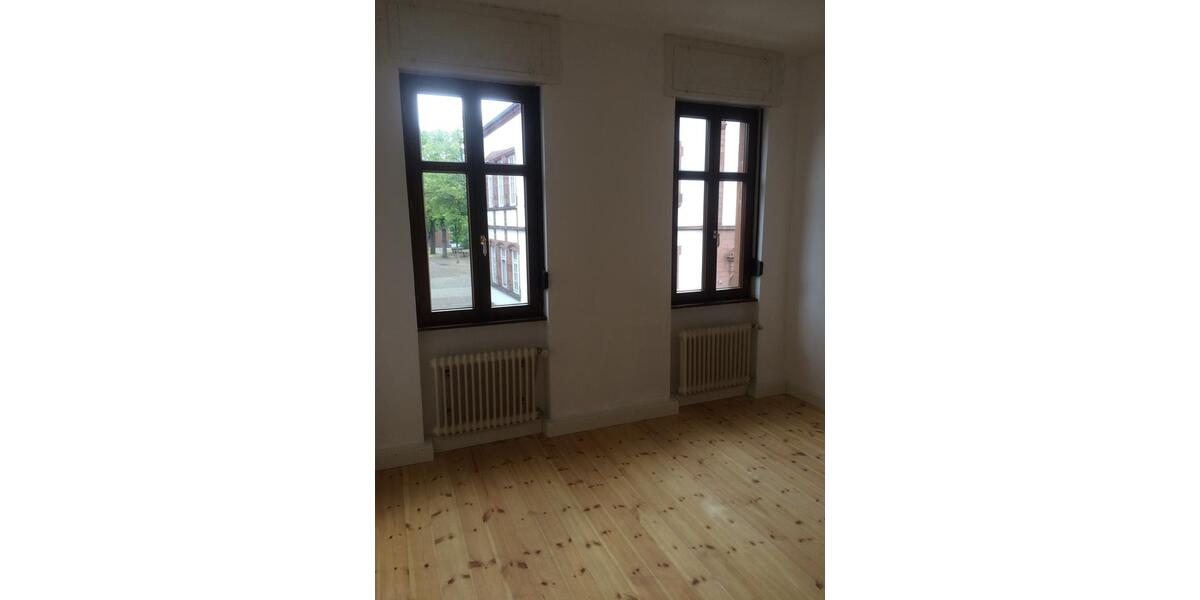 Etagenwohnung Edingen-Neckarhausen Neu-Edingen - 4 Zimmer, 110 m&sup2;, 1.400&euro; | Angebot:26373750