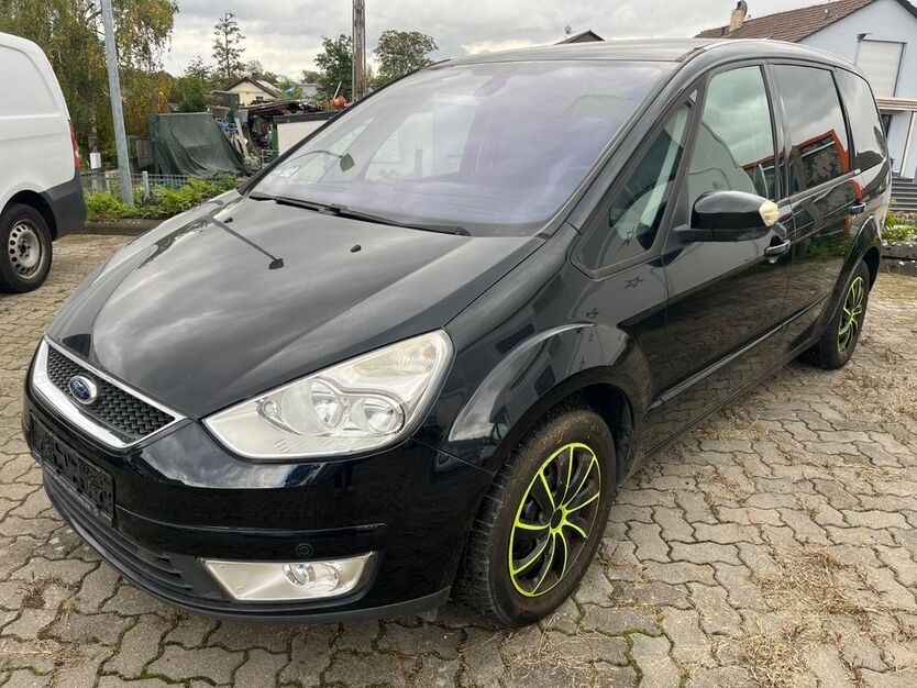 Ford Galaxy 174.000 km 2.499 € Speyer 67346