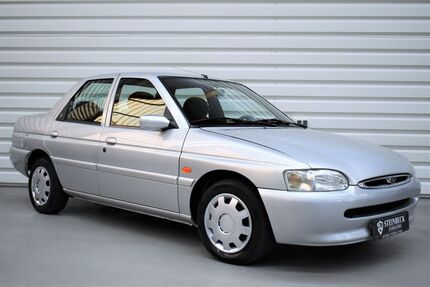 Ford Escort 25.505 km 4.990 &euro; Forst 76694