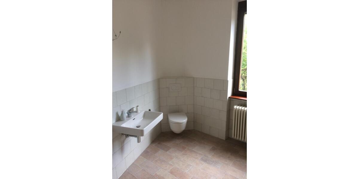 Etagenwohnung Edingen-Neckarhausen Neu-Edingen - 4 Zimmer, 110 m&sup2;, 1.400&euro; | Angebot:26373750
