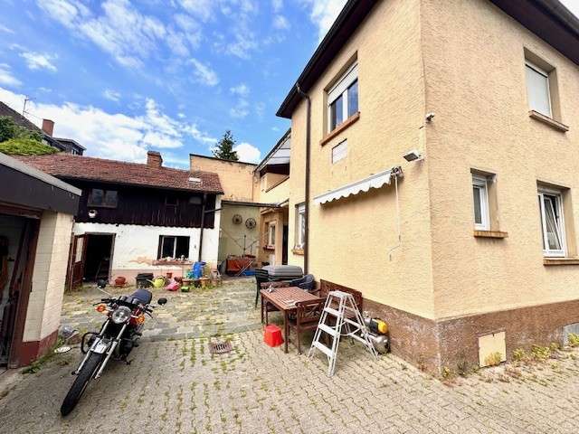 Haus zum Kaufen in Ilvesheim 465.000 € 226 m²