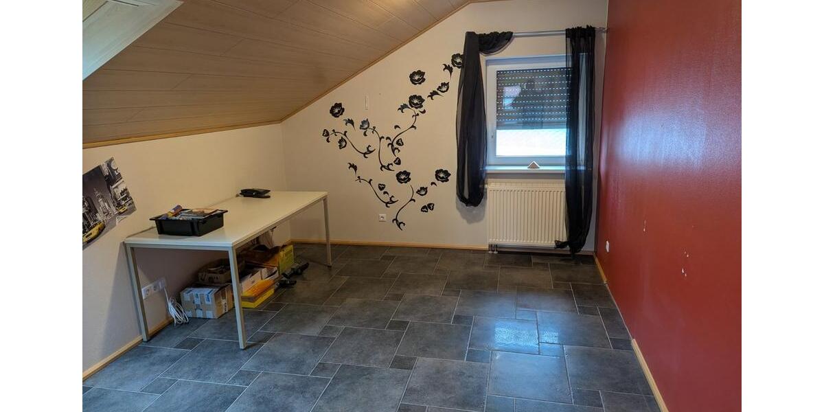 Dachgeschoßwohnung Wald-Michelbach Michelbach - 3 Zimmer, 92 m&sup2;, 800&euro; | Angebot:25292062