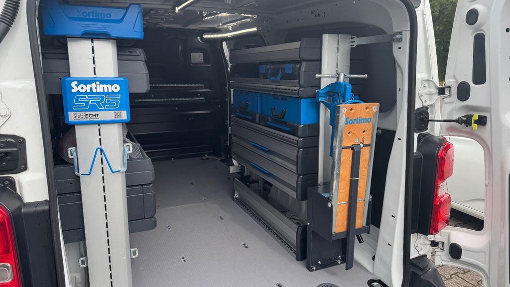 Opel Vivaro 47.762 km 18.950 € Hockenheim 68766