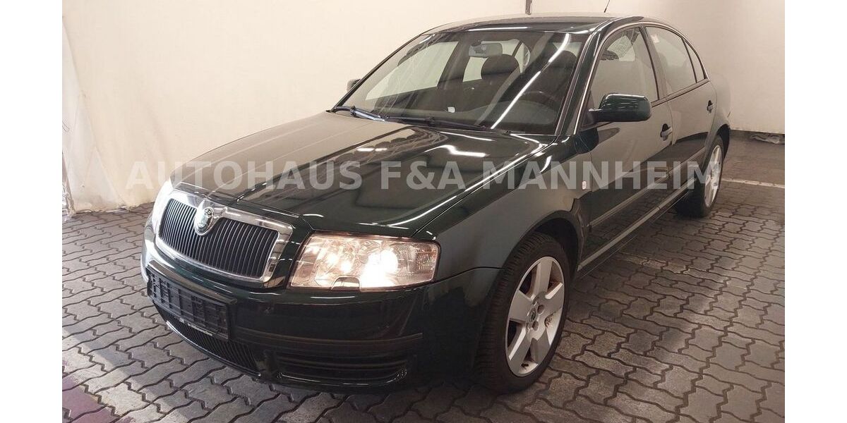 Skoda Superb 168.000 km 4.990 € mannheim 68165