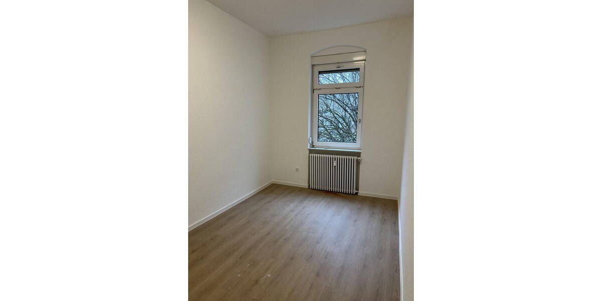 Etagenwohnung Ludwigshafen Friesenheim/Nord - 4 Zimmer, 93 m&sup2;, 295.000&euro; | Angebot:26376979