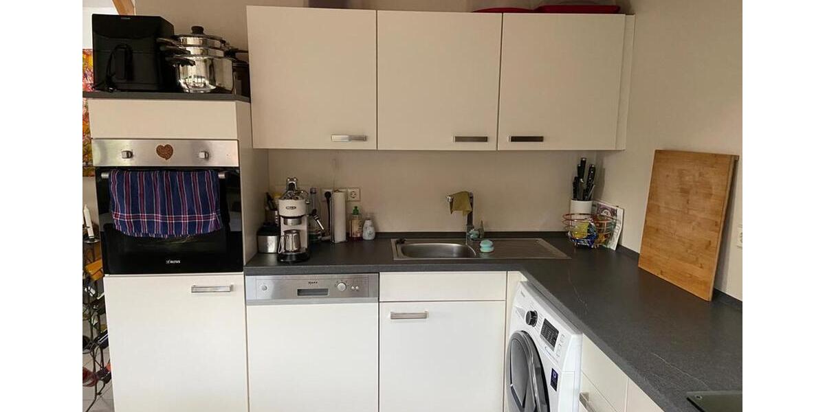 71m² hochwertige vollmöblierte Maisonette-Wohnung mit Einbauküche, Balkon, Kamin und Galerie 2 zimmer