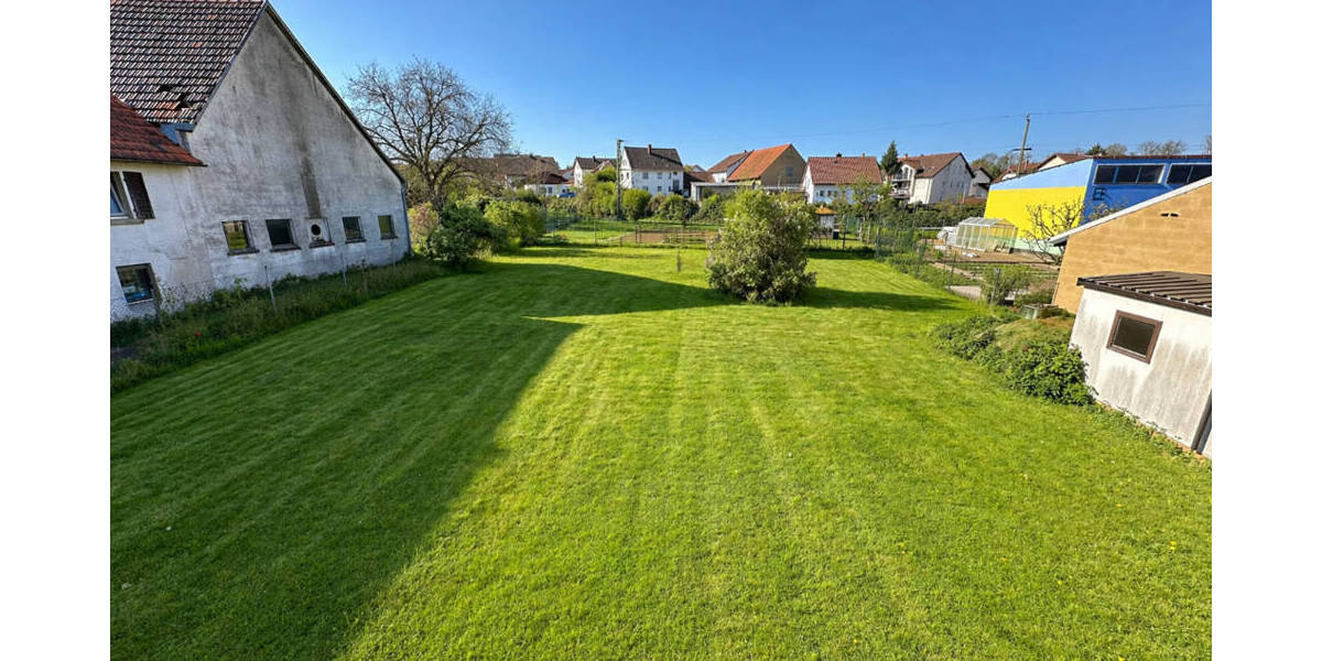 Einfamilienhaus Sinsheim / Steinsfurt Steinsfurt - 8 Zimmer, 243 m&sup2;, 489.000&euro; | Angebot:26389295