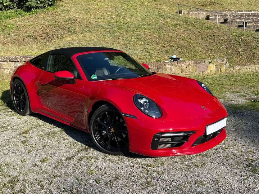 992