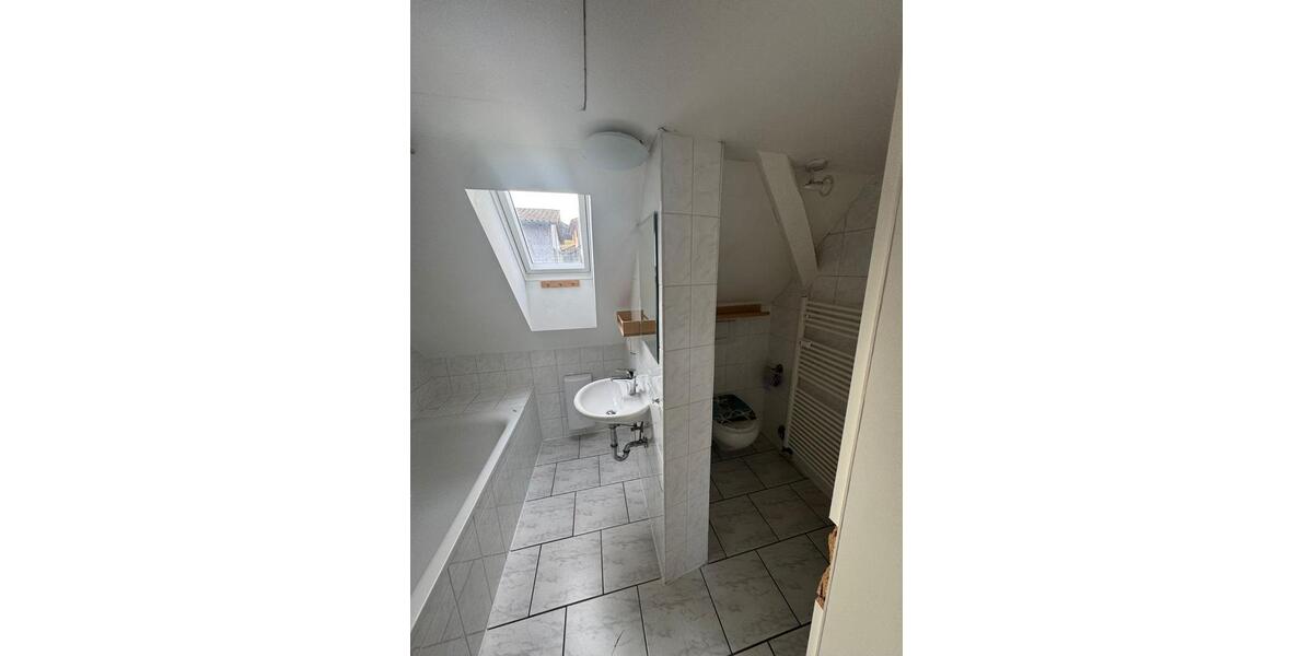Dachgeschoßwohnung Heidelberg Peterstal - 1 Zimmer, 30 m&sup2;, 400&euro; | Angebot:25181036
