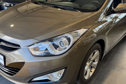 Hyundai i40 136.000 km 8.490 &euro; Ludwigshafen am Rhein 67059