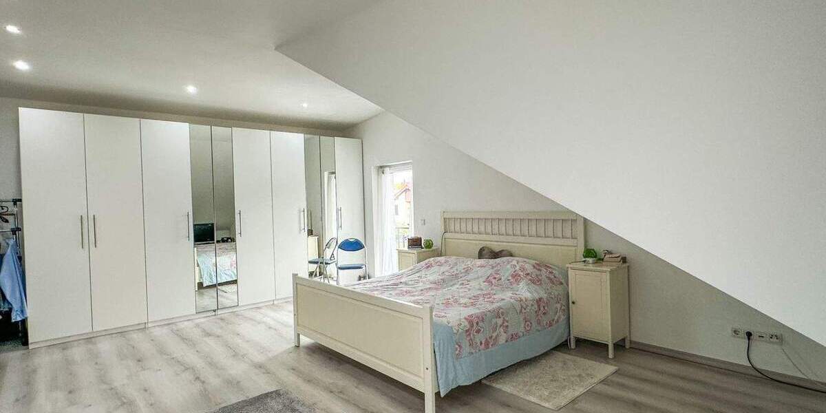 Einfamilienhaus Heddesheim - 7 Zimmer, 262 m&sup2;, 1.250.000&euro; | Angebot:25738416