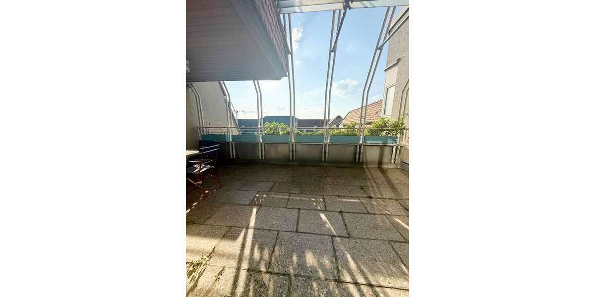 Quadrate nähe Uni Gepflegte 2 ZKB DG-Wohnung mit Terrasse TG Stellplätze inkl. - Dachgeschoßwohnung Mannheim | Angebot:21539839