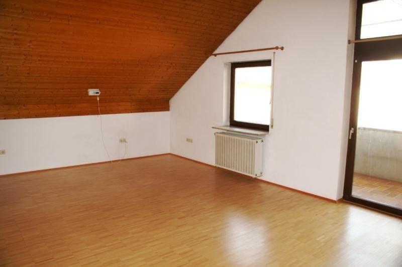 Walldorf: freistehendes EFH, mit perfektem Home-Office, 2 Bäder, 100m zum Schwimmbad 5.5 zimmer