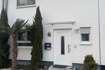 Charmantes KW 60 ❌Reihe Mittelhaus ohne Maklergebühren 4 zimmer