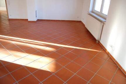 Wohnung Ludwigshafen am Rhein Rheingönheim - 2.5 Zimmer, 86 m&sup2;, 850&euro; | Angebot:25255639