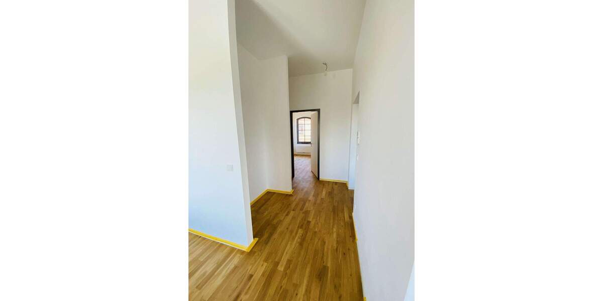 Elegante & moderne 4 ZKB-Wohnung, teilklimatisiert mit Einbauküche, nähe MMT Campus & UMM 4 zimmer