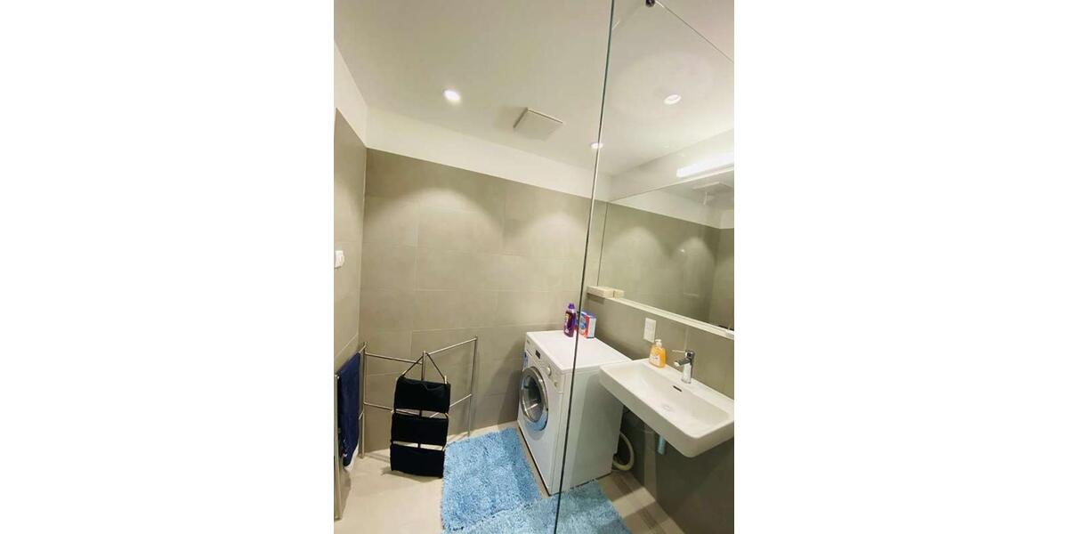 Moderne frisch Sanierte und Renovierte WG in Heidelberg 2 zimmer