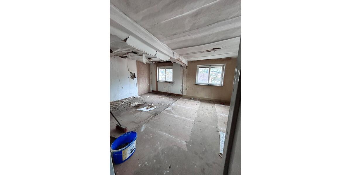 Doppelhaushälfte Neckarsteinach - 6 Zimmer, 72 m&sup2;, 120.000&euro; | Angebot:26152881