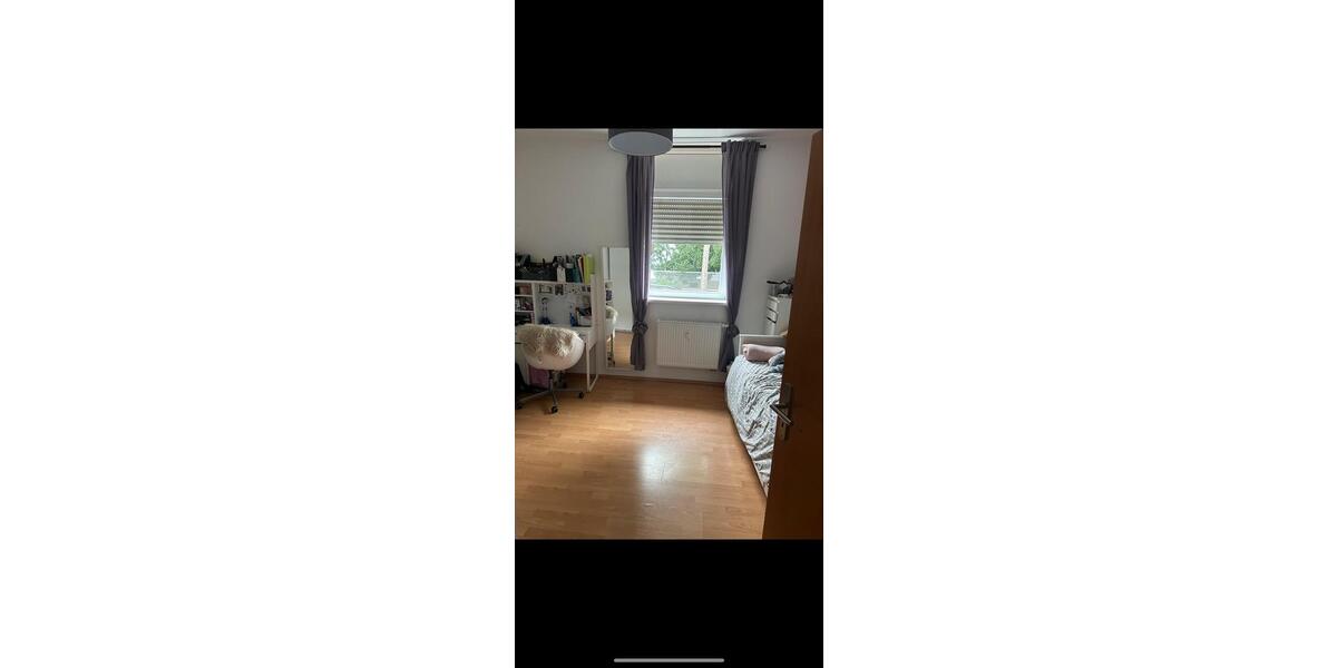 Sanierte 4 Zimmer Wohnung 115qm 4 zimmer