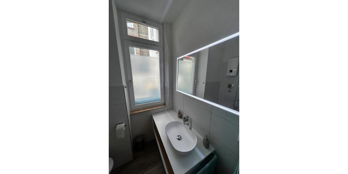 Moderne Wohnung in saniertem Altbau in Mannheim 2.5 zimmer