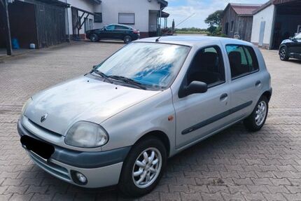 Renault Clio 116.000 km 1.450 &euro; Mannheim 68219
