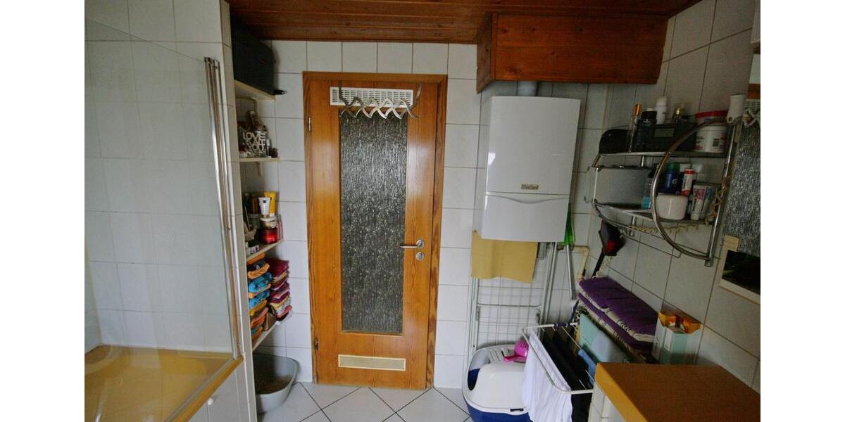 Dachgeschoßwohnung Ludwigshafen am Rhein Parkinsel - 4 Zimmer, 100 m&sup2;, 330.000&euro; | Angebot:26706806