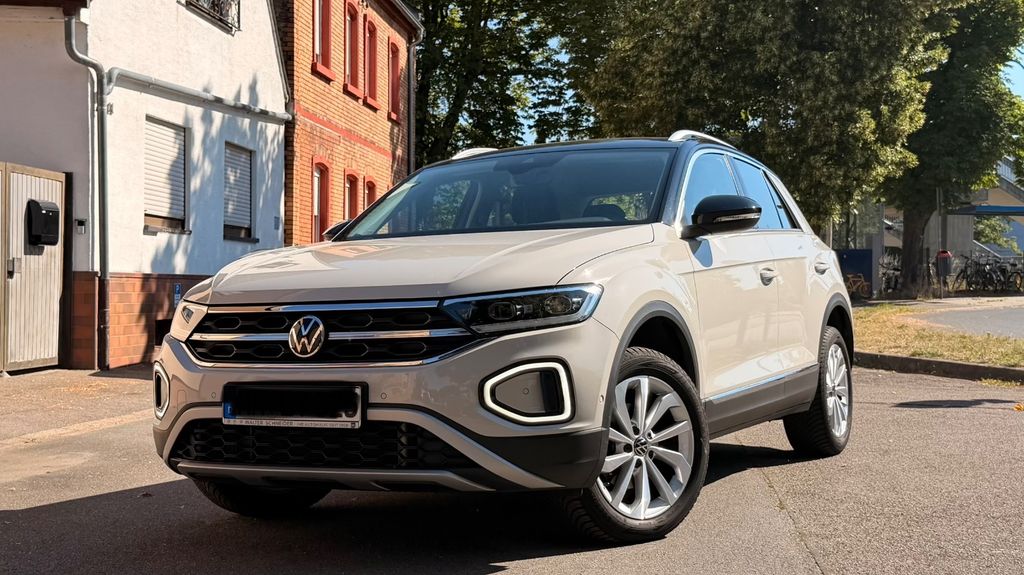 VW T-Roc 30.330 km 23.950 &euro; Mannheim 68229