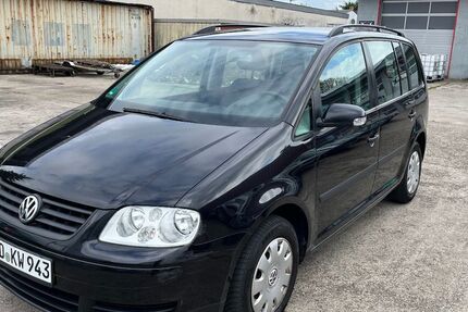 VW Touran 189.158 km 2.197 &euro; Walldorf 69190