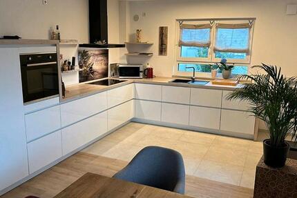 Wohnung Lampertheim - 4 Zimmer, 134 m&sup2;, 1.750&euro; | Angebot:25272832