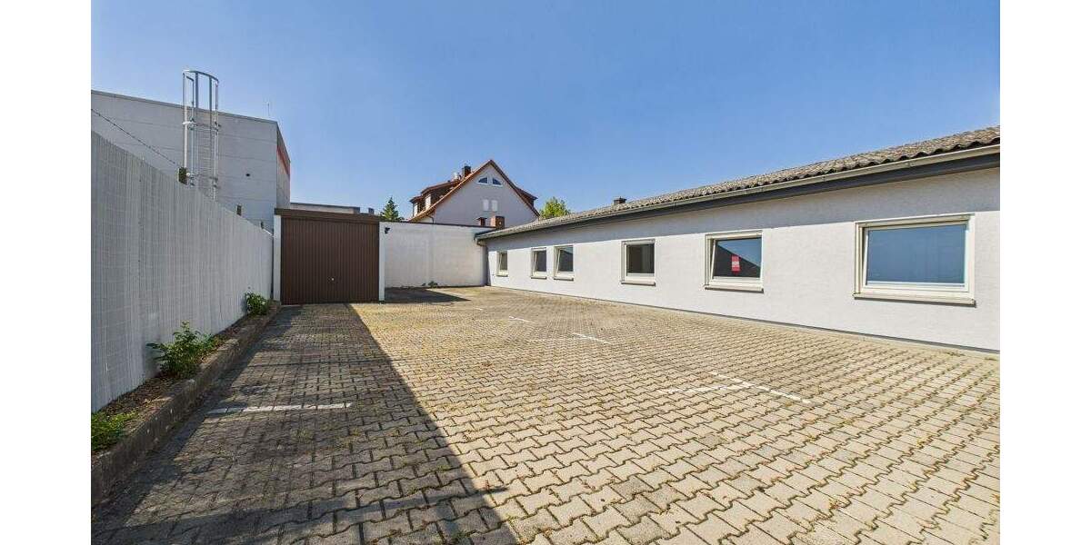 Repräsentatives, neuwertiges Bürohaus in zentraler Lage von Mannheim-Friedrichsfeld zimmer