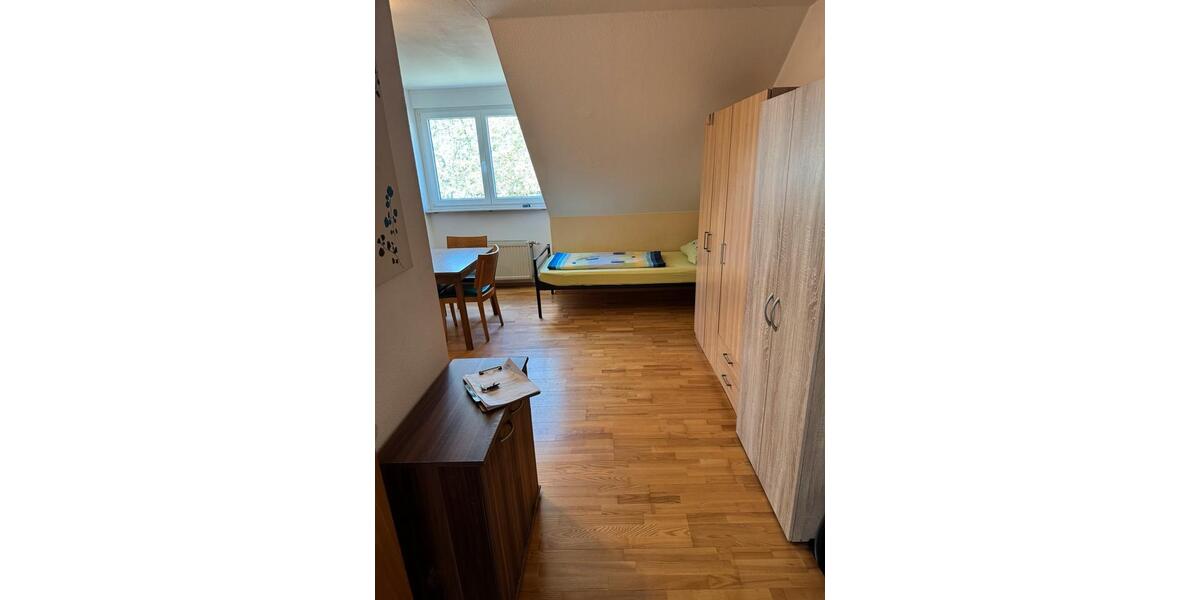 Dachgeschoßwohnung Ludwigshafen am Rhein Edigheim - 1 Zimmer, 27 m&sup2;, 550&euro; | Angebot:26538128