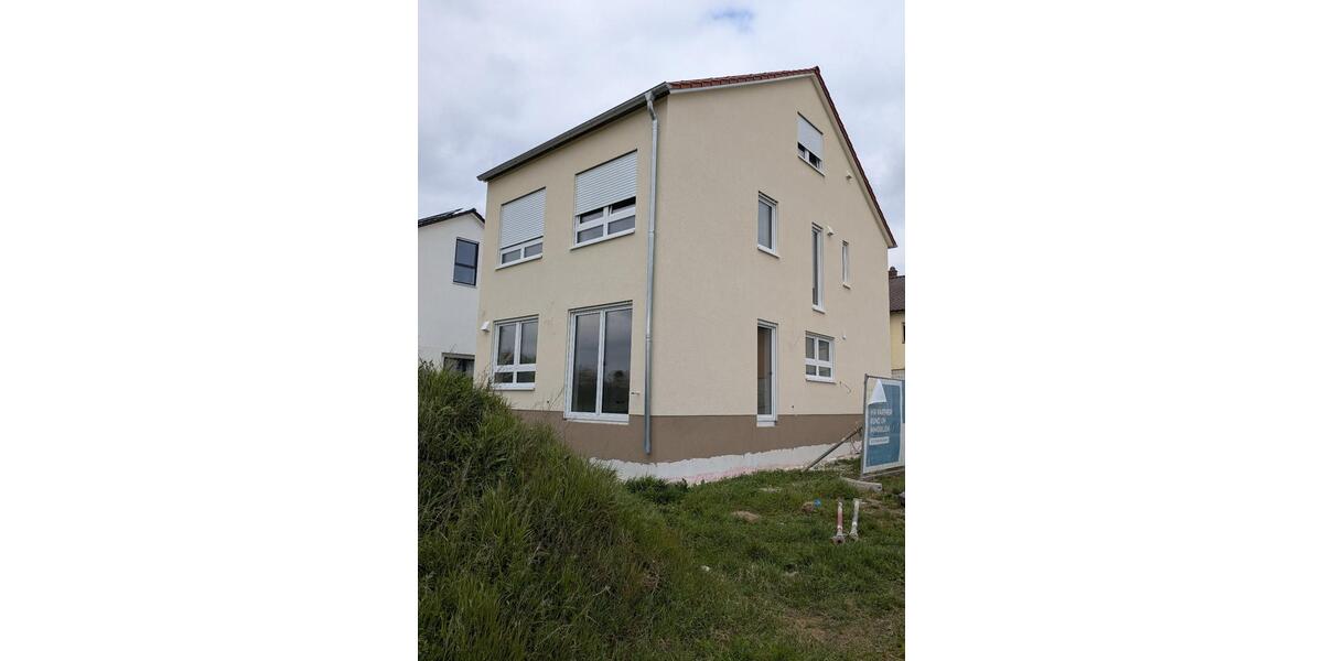 Doppelhaushälfte Neulußheim - 4 Zimmer, 110 m&sup2;, 1.840&euro; | Angebot:26103382